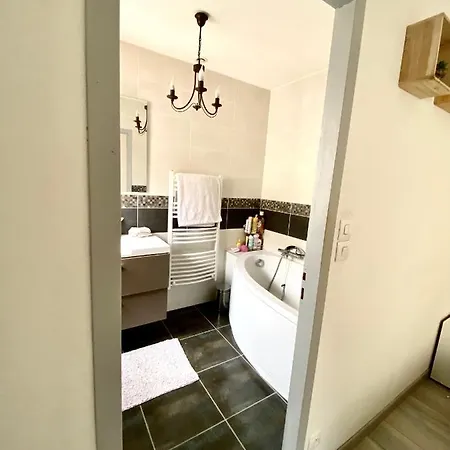 Maison Sur 50 Min De Paris En Train Et 5 Min Du Circuit Des 24h Du Mans Tatil Evi *